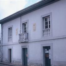 Casa d'a Villa de Cabranes