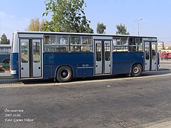 77-es busz az Örs vezér terén