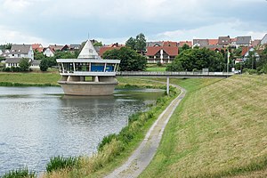 Café auf dem Überlauftrichter der Hochwasserentlastung der Twistetalsperre