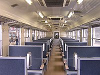 優等列車（急行）用旅客車の一例、日本国有鉄道12系の車内