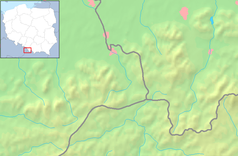 Mapa konturowa Beskidu Śląskiego, blisko centrum na dole znajduje się czarny trójkącik z opisem „Wielki Połom”