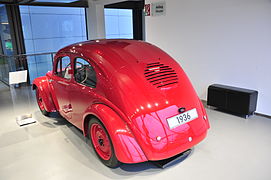 Heckansicht des Prototyps Porsche Typ 60 von 1936, Frontbild siehe oben