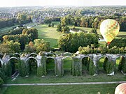 Vestigia dell'acquedotto e vista dal parco