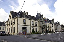 Mairie de LESNEVEN.jpg