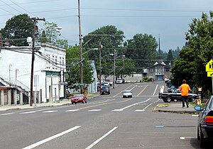 View from main street (Oak Grove Boulevard) in Oak Grove