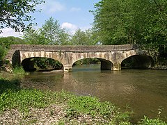 Le pont Sully entre Castillon et Vaubadon.