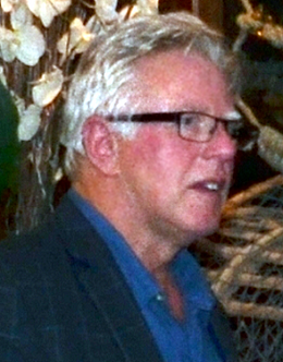 Phil Davis 2016 cropped.png