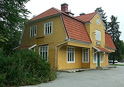 Het oude stationsgebouw.