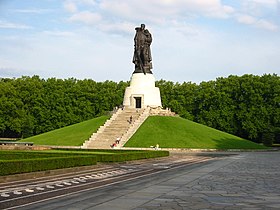 Манумент Воіну-вызваліцелю