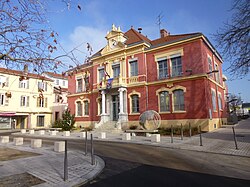 Skyline of Pierre-Bénite