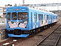 Iga Railway 200 series 2-car set 201 in December 2009, with original Tokyu cab and offset gangway door