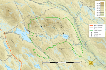 Carte topographique du parc, montrant un relief généralement compris entre 300 et 500 m d'altitude.