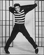 Elvis Presley em Jailhouse Rock (1957)