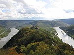 Die Mosel bei der Marienburg nach der Kanalisierung (2004)