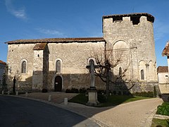 Façade latérale, croix.