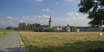 Le domaine vert de l'abbaye de Parc.