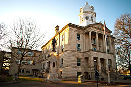 Jackson County Courthouse i Ripley.