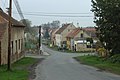 Heuvelachtige straat in Mutějovice