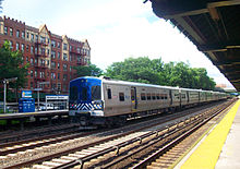 Botanical Garden train station.jpg