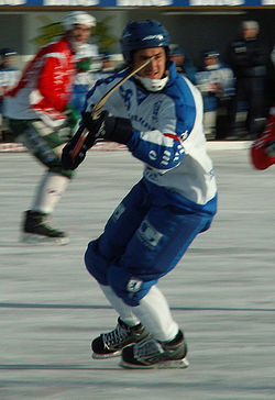 Mihail Svešnikov jääpallon maailmancupissa 2006.