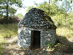 Petite cabane ronde de Vaudres.