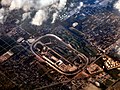 Imagem aérea do Indianapolis Motor Speedway, o nome oficial do circuito oval de Indianápolis.