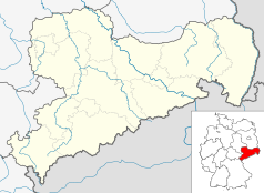 Mapa konturowa Saksonii, po lewej znajduje się punkt z opisem „Hohndorf”