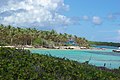 Les 2 îles,le lagon et la plage