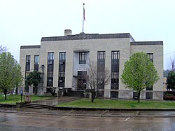 Polk County Courthouse in Benton