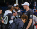 Avec Keenan Allen (au milieu) et le quarterback Ryan Tannehill (à droite) au Pro Bowl 2020.