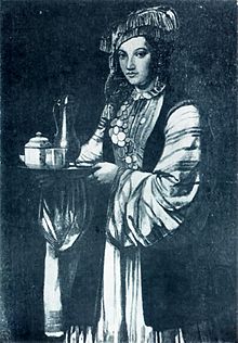 Tatar woman XVIII century.jpg