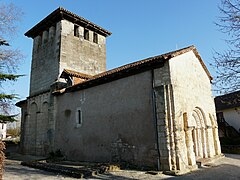 费镇圣伯多禄教堂（法语：Église Saint-Pierre de Faye）