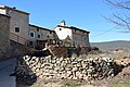 Detalle de construcciones tradicionales (vernaculares) en Alobras (Teruel), año 2017.