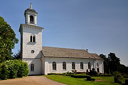 Lösens kyrka från söder