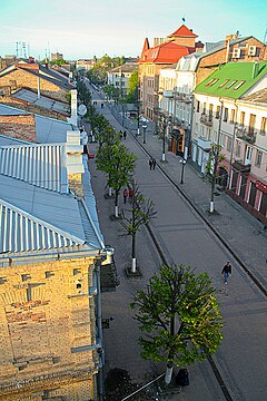 De "Lesja Oekrajinka-straat", de hoofdstraat van de stad Loetsk[4].