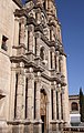 Facade showing solomonic columns.