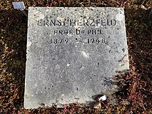 Grab Ernst Herzfelds (1879–1948) auf dem Friedhof Hörnli, Riehen, Basel-Stadt