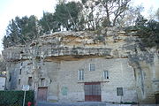 Wohnhöhle (franz. Habitat troglodytique) in Barbentane