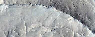 Close-up and color image of previous image of linear ridge network, as seen by HiRISe under HiWish program