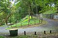 Moritz-Mitzenheim-Straße im Park mit schadhafter Stützmauer (2011)