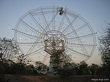 GMRT antenna at sunset.jpg