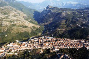 Fotografia aérea de Cerreto Sannita