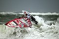 Le tavole da windsurf, un tempo in polietilene e PVC, sono state in seguito realizzate in vetroresina. Oggi si preferisce creare strati di vari materiali, tra i quali è presente la vetroresina.