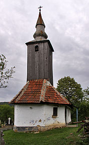 Biserica de lemn din satul Șoimi