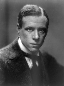 O escritor Sinclair Lewis.