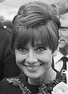 Audrey Hepburn in 1966.jpg