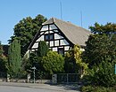 Wohnhaus mit Auszugshaus, Scheune und Wirtschaftsgebäude