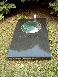 Tombe d'István Benedek (chinmetière d' Farkasrét, Budapest)