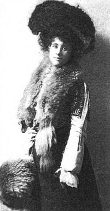 Winnifred Eaton c. 1903