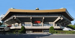 追加公演が開催された日本武道館